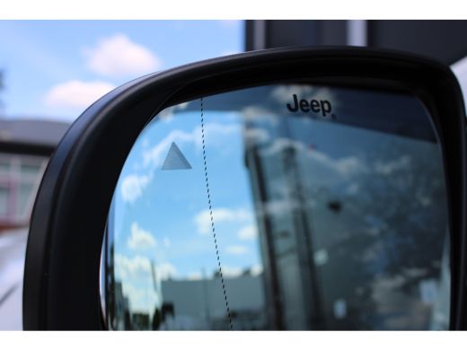 Jeep Compass 1.5T e-Hybrid Altitude / Navigatie / 360 Camera / Stuur -en stoelverwarming / Keyless / Draadloze... ActivLease financial lease