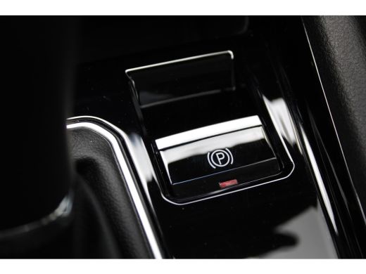 Jeep Compass 1.5T e-Hybrid Altitude / Navigatie / 360 Camera / Stuur -en stoelverwarming / Keyless / Draadloze... ActivLease financial lease