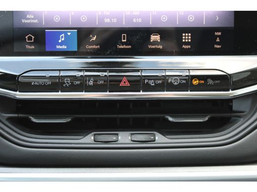 Jeep Compass 1.5T e-Hybrid Altitude / Navigatie / 360 Camera / Stuur -en stoelverwarming / Keyless / Draadloze... ActivLease financial lease