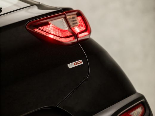 Kia Stonic 1.0 T-GDi DynamicLine (APPLE CARPLAY, NAVIGATIE, CAMERA, PARKEERSENSOREN, SPORTSTOELEN, CRUISE, G... ActivLease financial lease
