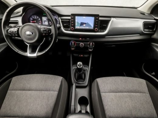 Kia Stonic 1.0 T-GDi DynamicLine (APPLE CARPLAY, NAVIGATIE, CAMERA, PARKEERSENSOREN, SPORTSTOELEN, CRUISE, G... ActivLease financial lease
