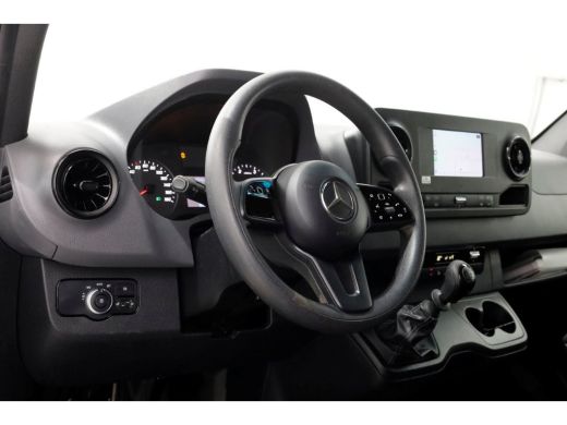 Mercedes Sprinter 311 CDI 115pk RWD L2H2 Airco Laadklep 500kg + Trekhaak 07-2020 ActivLease financial lease