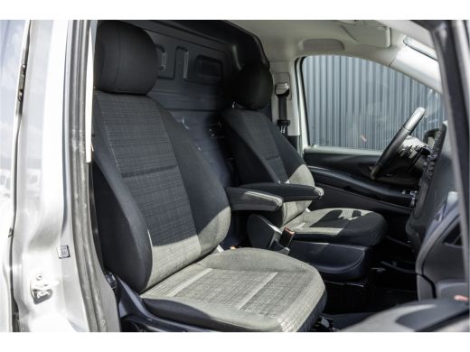 Mercedes Vito 114 CDI | L2H1 | Automaat | Zijschuifdeur L+R | Camera | Navigatie | Climate | Cruise | PDC | Euro 6 ActivLease financial lease