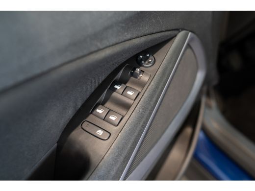 Opel Crossland 1.2 Turbo Edition | Trekhaak | Navigatie | Parkeersensoren | Camera | Apple Carplay & Android Auto | ActivLease financial lease