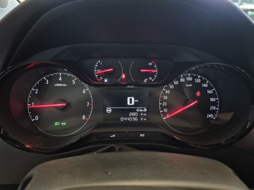 Opel Crossland X 1.2 Turbo Edition | Airco | Cruise control | Lichtmetalen velgen 16" ActivLease financial lease