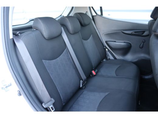 Opel KARL 1.0 75PK 5-DRS 120 JAAR EDITION / AIRCO / LED / PDC / 16" LMV / BLUETOOTH / CRUISECONTROL / 1E EI... ActivLease financial lease
