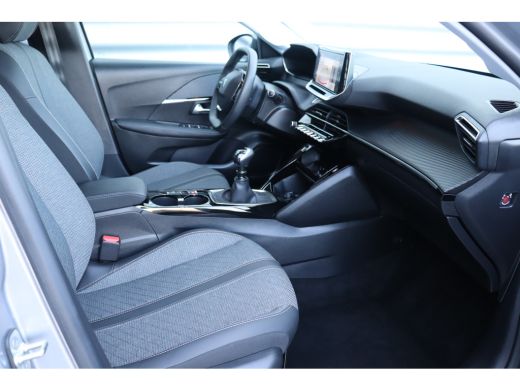 Peugeot 208 1.2 PURETECH 100PK ALLURE PACK / NAVI / CLIMA / FULL-LED / LEDER / PDC / 16" LMV / CAMERA / ADAPT... ActivLease financial lease