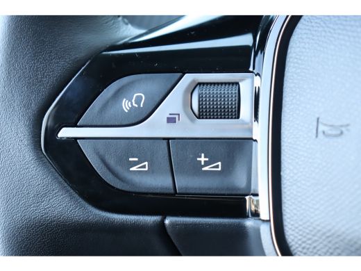 Peugeot 208 1.2 PURETECH 100PK ALLURE PACK / NAVI / CLIMA / FULL-LED / LEDER / PDC / 16" LMV / CAMERA / ADAPT... ActivLease financial lease