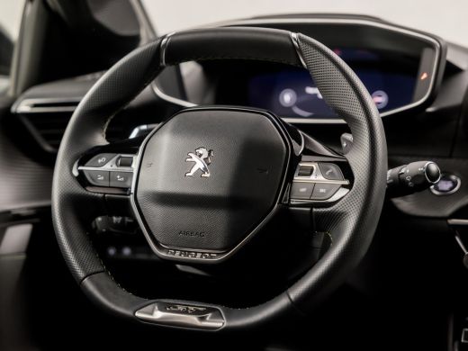 Peugeot 208 1.2 PureTech GT Automaat (VIRTUAL COCKPIT, APPLE CARPLAY, GROOT NAVI, LEDER, SFEERVERLICHTING, SP... ActivLease financial lease