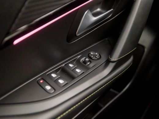 Peugeot 208 1.2 PureTech GT Automaat (VIRTUAL COCKPIT, APPLE CARPLAY, GROOT NAVI, LEDER, SFEERVERLICHTING, SP... ActivLease financial lease
