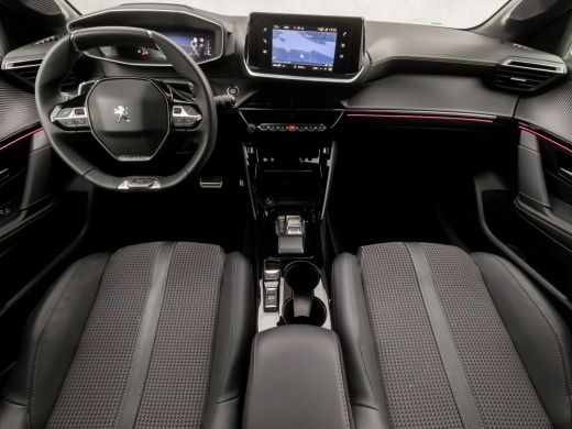 Peugeot 208 1.2 PureTech GT Automaat (VIRTUAL COCKPIT, APPLE CARPLAY, GROOT NAVI, LEDER, SFEERVERLICHTING, SP... ActivLease financial lease