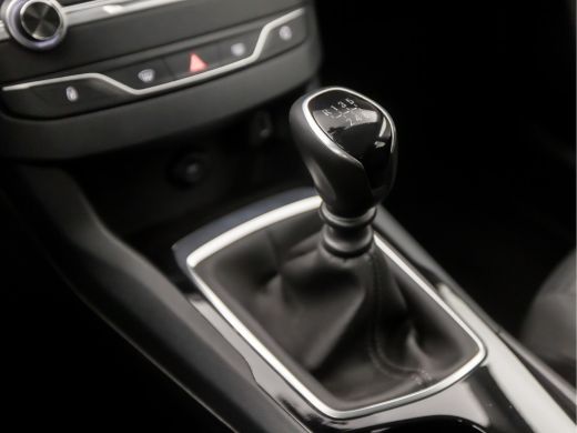 Peugeot 308 SW 1.2 PureTech Sport (APPLE CARPLAY, GROOT NAVI, CRUISE, SPORTSTOELEN, BLUETOOTH, ARMSTEUN, NIEU... ActivLease financial lease