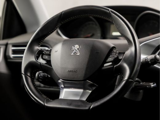 Peugeot 308 SW 1.2 PureTech Sport (APPLE CARPLAY, GROOT NAVI, CRUISE, SPORTSTOELEN, BLUETOOTH, ARMSTEUN, NIEU... ActivLease financial lease