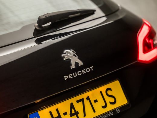 Peugeot 308 SW 1.2 PureTech Sport (APPLE CARPLAY, GROOT NAVI, CRUISE, SPORTSTOELEN, BLUETOOTH, ARMSTEUN, NIEU... ActivLease financial lease