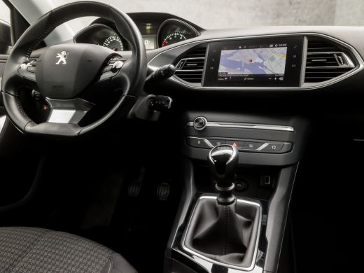 Peugeot 308 SW 1.2 PureTech Sport (APPLE CARPLAY, GROOT NAVI, CRUISE, SPORTSTOELEN, BLUETOOTH, ARMSTEUN, NIEU... ActivLease financial lease