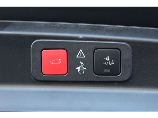 Peugeot 5008 1.2 PURETECH 130PK GT PACK AUTOMAAT / NAVI / CLIMA / PDC / 19" LMV / CAMERA / KEYLESS / FULL-LED ... ActivLease financial lease
