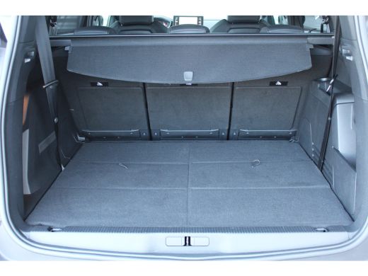 Peugeot 5008 1.2 PURETECH 130PK GT PACK AUTOMAAT / NAVI / CLIMA / PDC / 19" LMV / CAMERA / KEYLESS / FULL-LED ... ActivLease financial lease