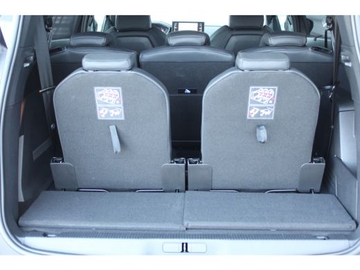 Peugeot 5008 1.2 PURETECH 130PK GT PACK AUTOMAAT / NAVI / CLIMA / PDC / 19" LMV / CAMERA / KEYLESS / FULL-LED ... ActivLease financial lease
