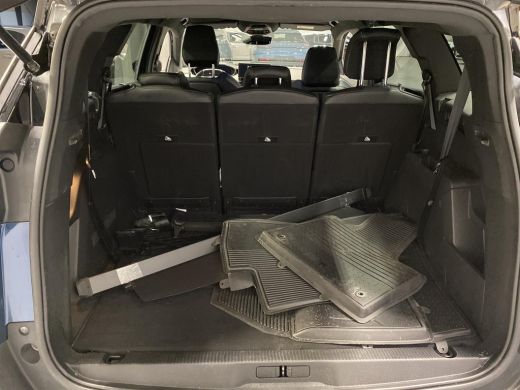 Peugeot 5008 1.6 PureTech GT Camera | Trekhaak | Navigatie | Alcantara/Leer | Stoelverwarming | Adaptieve Crui... ActivLease financial lease