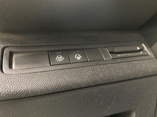 Peugeot 5008 1.6 PureTech GT Camera | Trekhaak | Navigatie | Alcantara/Leer | Stoelverwarming | Adaptieve Crui... ActivLease financial lease