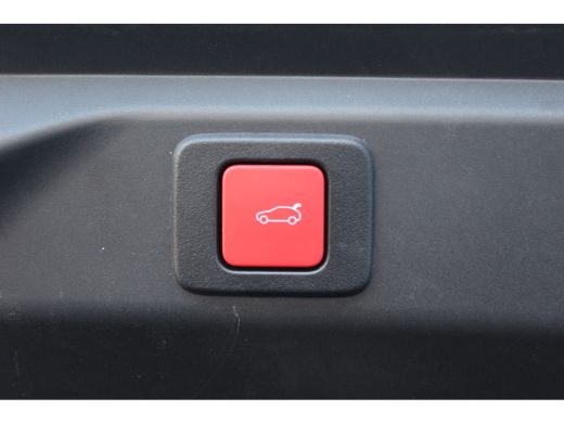 Peugeot E-3008 73KWH GT AVANTAGE 214PK / NAVI / LEDER / CLIMA / FULL-LED / 20" LMV / KEYLESS / WARMTEPOMP / FOCA... ActivLease financial lease