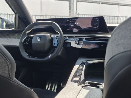 Peugeot e-3008 GT Avantage 73 kWh | Achteruitrijcamera | Apple Carplay/Android Auto|telefoonintegratie premium |... ActivLease financial lease