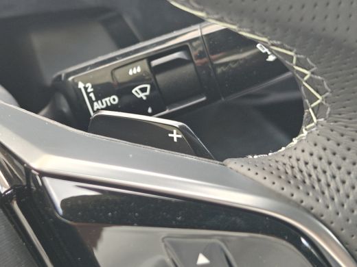 Peugeot e-3008 GT Avantage 73 kWh | Achteruitrijcamera | Apple Carplay/Android Auto|telefoonintegratie premium |... ActivLease financial lease