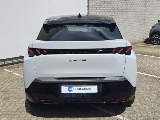 Peugeot e-3008 GT Avantage 73 kWh | Achteruitrijcamera | Apple Carplay/Android Auto|telefoonintegratie premium |... ActivLease financial lease