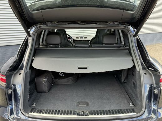 Porsche Cayenne 4.0 Turbo S E-Hybrid KERAMISCHE REMMEN ActivLease financial lease