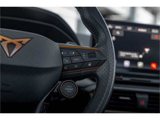 CUPRA Formentor 1.4 e-Hybrid 204 pk Adrenaline | Leder | Panoramadak | Camera | Carplay ActivLease financial lease