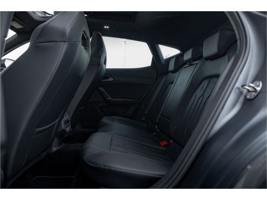 CUPRA Formentor 1.4 e-Hybrid 204 pk Adrenaline | Leder | Panoramadak | Camera | Carplay ActivLease financial lease