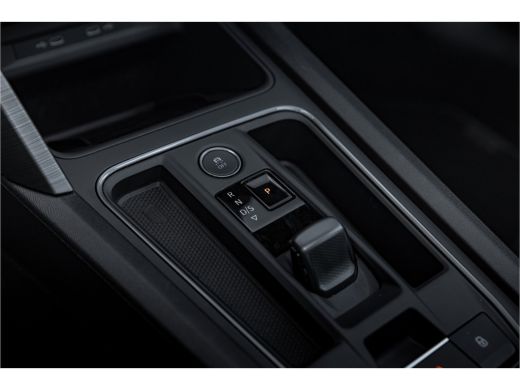 CUPRA Formentor 1.4 e-Hybrid 204 pk Adrenaline | Leder | Panoramadak | Camera | Carplay ActivLease financial lease