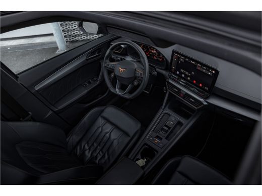 CUPRA Formentor 1.4 e-Hybrid 204 pk Adrenaline | Leder | Panoramadak | Camera | Carplay ActivLease financial lease