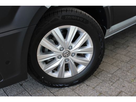 Volkswagen Crafter | Exclusive | L3 | 2.0 TDI 141 PK | Automaat | Glasrasteel van den Born | Trekhaak | Betonplex La... ActivLease financial lease