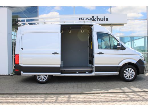 Volkswagen Crafter | Exclusive | L3 | 2.0 TDI 141 PK | Automaat | Glasrasteel van den Born | Trekhaak | Betonplex La... ActivLease financial lease
