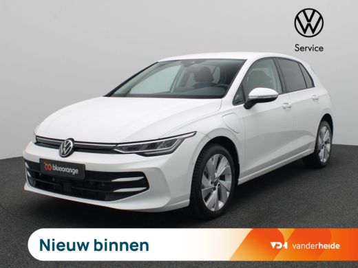 Volkswagen Golf 1.5 eHybrid Life Edition Adaptieve Cruise Controle, Navi via Apple Carplay/Android Auto, Achterui... Volkswagen Golf 1.5 eHybrid Life Edition Adaptieve Cruise Controle, Navi via Apple Carplay/Android Auto, Achterui...