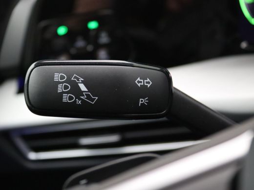 Volkswagen Golf 1.5 eHybrid Life Edition Adaptieve Cruise Controle, Navi via Apple Carplay/Android Auto, Achterui... ActivLease financial lease