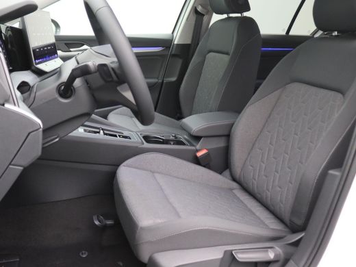 Volkswagen Golf 1.5 eHybrid Life Edition Adaptieve Cruise Controle, Navi via Apple Carplay/Android Auto, Achterui... ActivLease financial lease