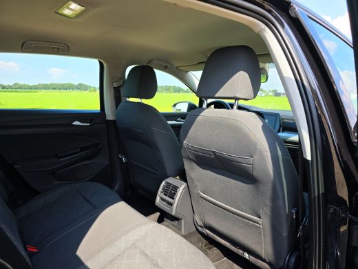 Volkswagen Golf 1.5 TSI - 130 Pk - Euro 6 - ACC - Navi - AppleCarplay AndroidAuto ActivLease financial lease
