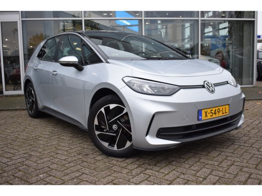 Volkswagen ID.3 58 kWh 204PK | NAVIGATIE | 18 INCH | STUUR + STOELVERW. | NIEUWSTAAT! ActivLease financial lease