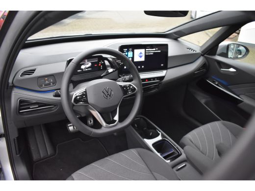 Volkswagen ID.3 58 kWh 204PK | NAVIGATIE | 18 INCH | STUUR + STOELVERW. | NIEUWSTAAT! ActivLease financial lease