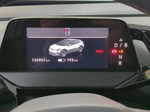 Volkswagen ID.4 First 77 kWh | Warmtepomp | Navi | Camera | ActivLease financial lease