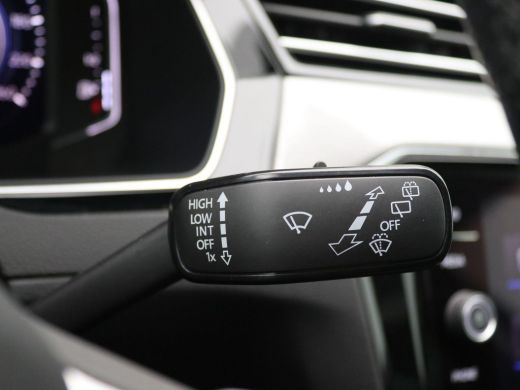 Volkswagen Passat Variant 1.4 TSI PHEV GTE Business 218PK DSG Matrix led, trekhaak, adaptive cruise, side assist, s... ActivLease financial lease