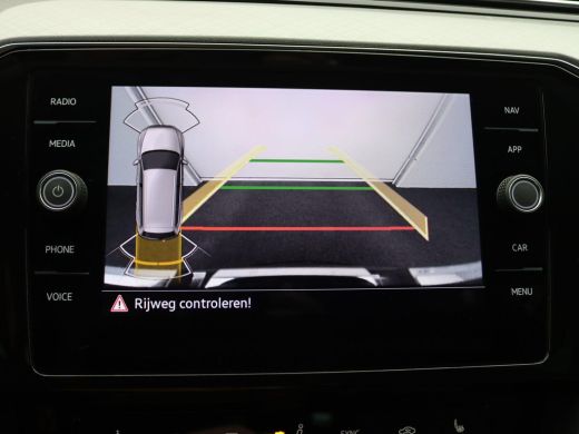 Volkswagen Passat Variant 1.4 TSI PHEV GTE Business 218PK DSG Matrix led, trekhaak, adaptive cruise, side assist, s... ActivLease financial lease
