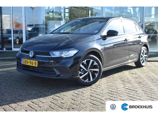 Volkswagen Polo 1.0 TSI 95PK Life Edition | CAMERA | NAVI BY APP | ADAPT. CRUISE | PARKEERSENSOREN Volkswagen Polo 1.0 TSI 95PK Life Edition | CAMERA | NAVI BY APP | ADAPT. CRUISE | PARKEERSENSOREN