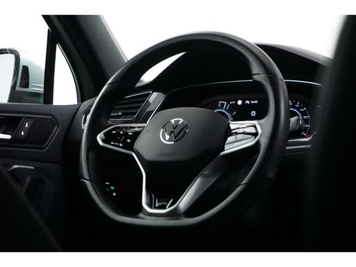 Volkswagen Tiguan 1.4 TSI 245PK DSG-6 eHybrid R-Line | NAVIGATIE | CAMERA | AUTO A. KLEP ActivLease financial lease