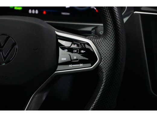 Volkswagen Tiguan 1.4 TSI 245PK DSG-6 eHybrid R-Line | NAVIGATIE | CAMERA | AUTO A. KLEP ActivLease financial lease