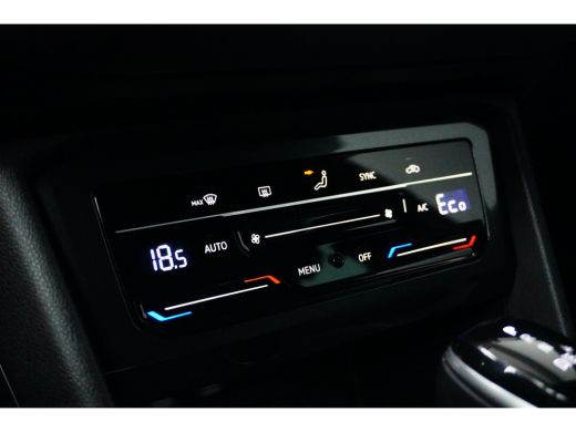 Volkswagen Tiguan 1.4 TSI 245PK DSG-6 eHybrid R-Line | NAVIGATIE | CAMERA | AUTO A. KLEP ActivLease financial lease