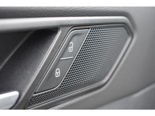 Volkswagen Tiguan 1.5 TSI 150PK DSG-7 Life + | TREKHAAK | CAMERA | NAVI BY APP | STOELVERW. ActivLease financial lease