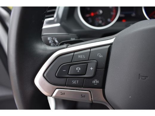 Volkswagen Tiguan 1.5 TSI 150PK DSG-7 Life + | TREKHAAK | CAMERA | NAVI BY APP | STOELVERW. ActivLease financial lease